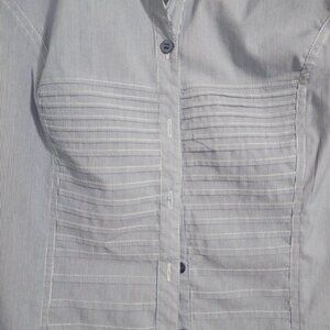 NWOT Dress Barn Blouse Size XL Gray &White Pinstripe Button Horizontal Pin-Tucks